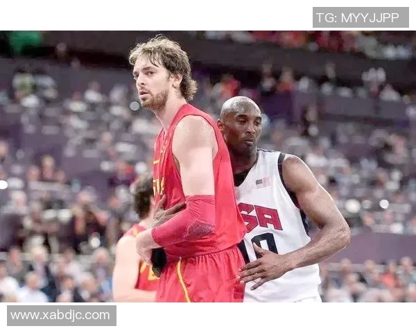 2011年小牛队与湖人队激战回顾及精彩比分分析